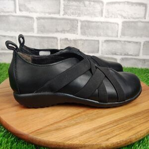 Naot Apera Soft Black Leather Women’s Size 7/EU 38 Slip On Elastic Strap Loafers